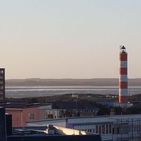 Berck: Front De Mer Avec Vue Sur La Plage Exterior foto